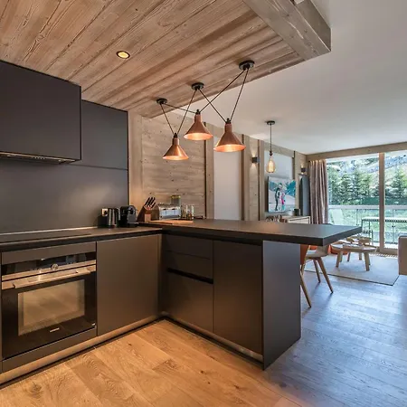 Chaleureux 4 Pers A Village, Centre Station, Pieds Des Pistes, Spa Et Parking - Fr-1-631-197
